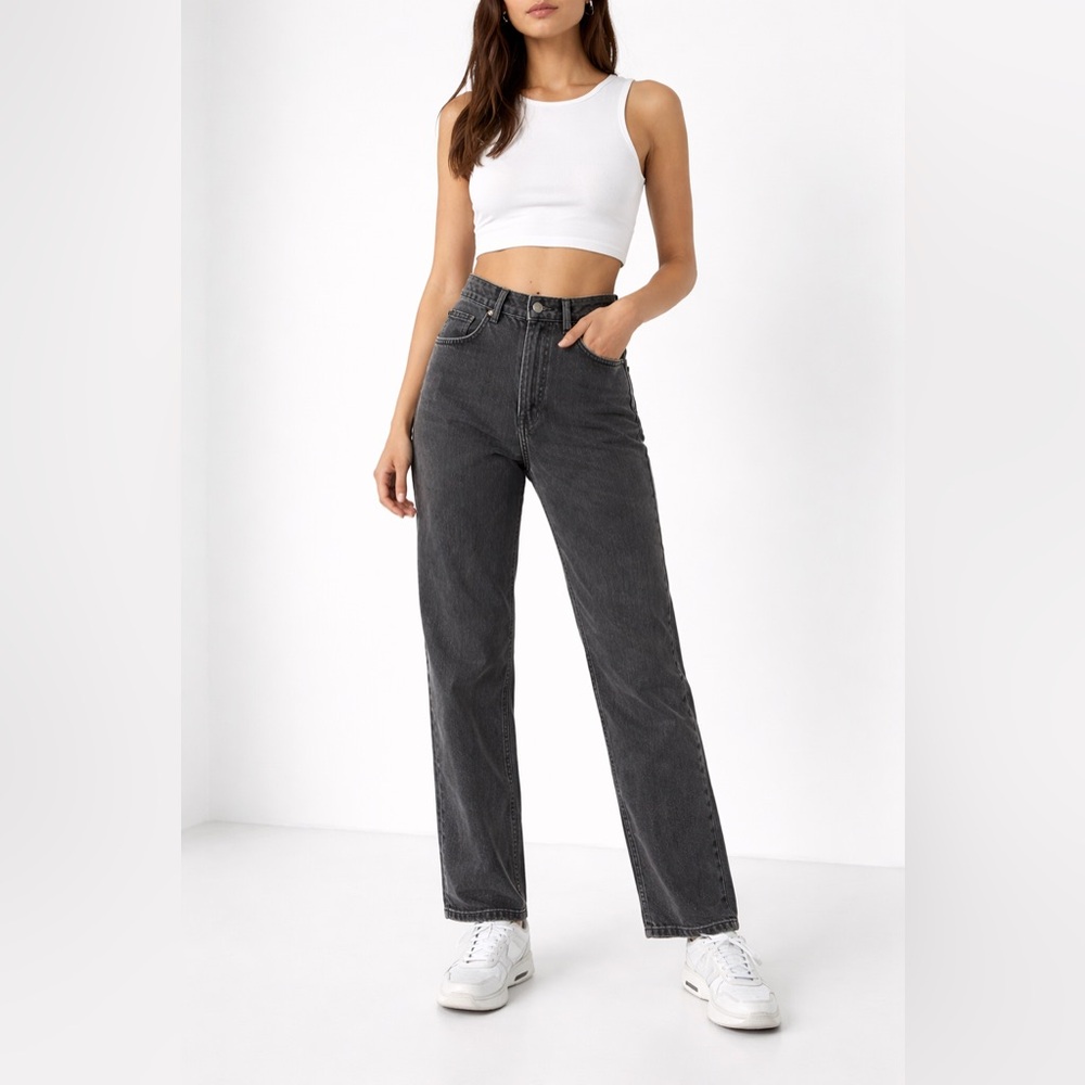 Vintage 90’s Calvin Klein button fly High-Rise Jeans in Washed Black